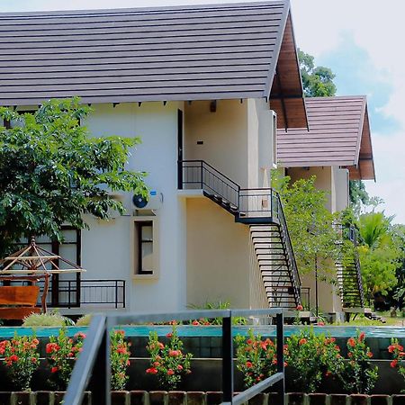 Lolu Village Resort Анурадхапура Экстерьер фото